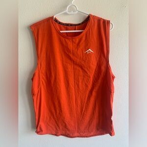 Nike Trail Orange Tank Men’s Size Medium Shirt